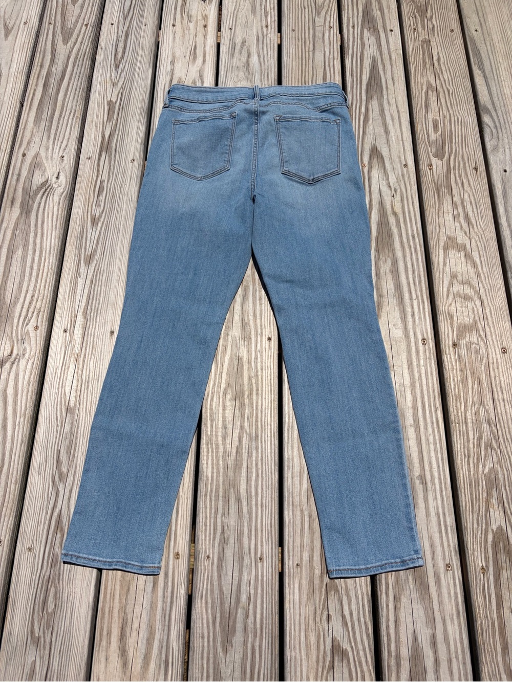 Old Navy High-Rise Straight Jeans Stretch Women's Size 14 Light Wash Mom Jeans - Picture 11 of 11